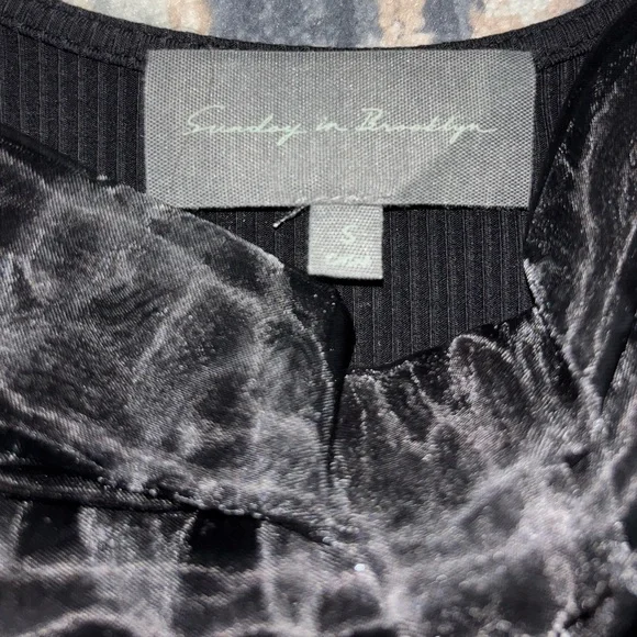 Black Bow long sleeve - Picture 3 of 4